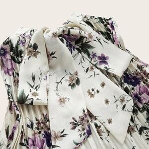 New Beautiful Floral Print Tie Back Pleated Halter Dress